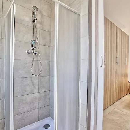 Apartament Mercury *